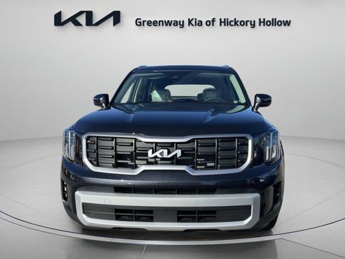 New 2025 Kia Telluride S image 2