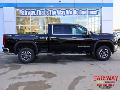 New 2025 GMC Sierra 2500 SLT w/ SLT Premium Package