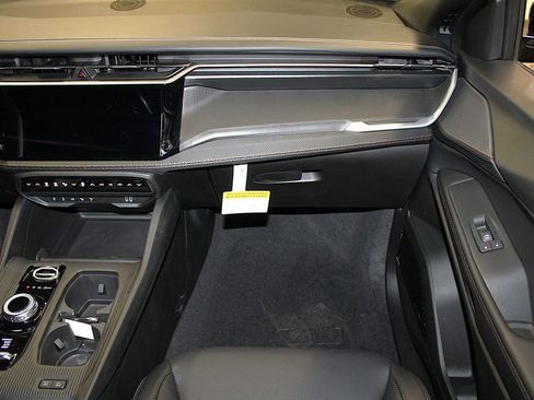 New 2026 Jeep Cherokee Overland w/ Advanced Pro Tech Group image 39