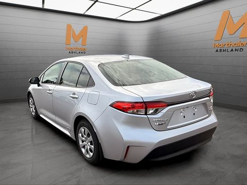 Used 2026 Toyota Corolla LE AWD/4WD image 3