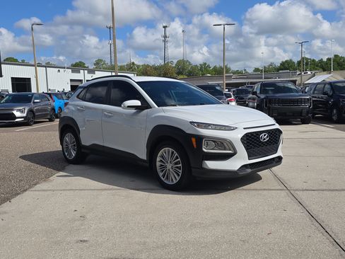 Used 2021 Hyundai Kona SEL w/ Cargo Package FWD image 2