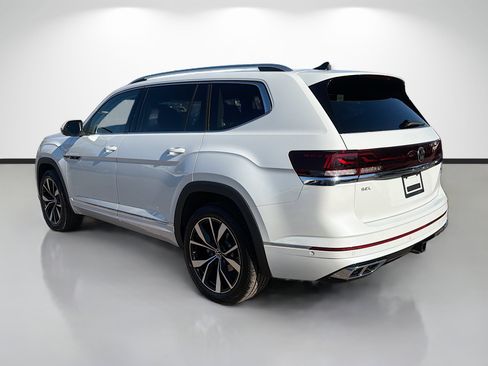 New 2026 Volkswagen Atlas SEL Premium R-Line AWD/4WD image 5