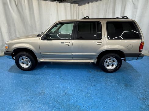 Used 1999 Ford Explorer 4WD 4-Door image 6