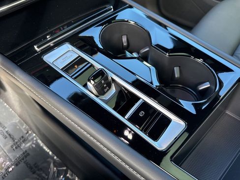 New 2026 Volkswagen Atlas Cross Sport SEL Premium R-Line image 21