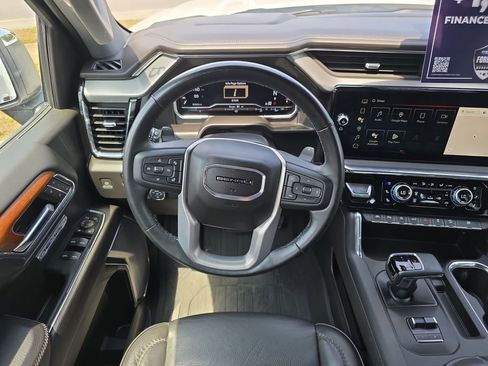 Used 2023 GMC Sierra 1500 Denali AWD/4WD image 15