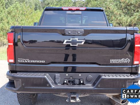 Used 2025 Chevrolet Silverado 2500 High Country w/ Technology Package image 7