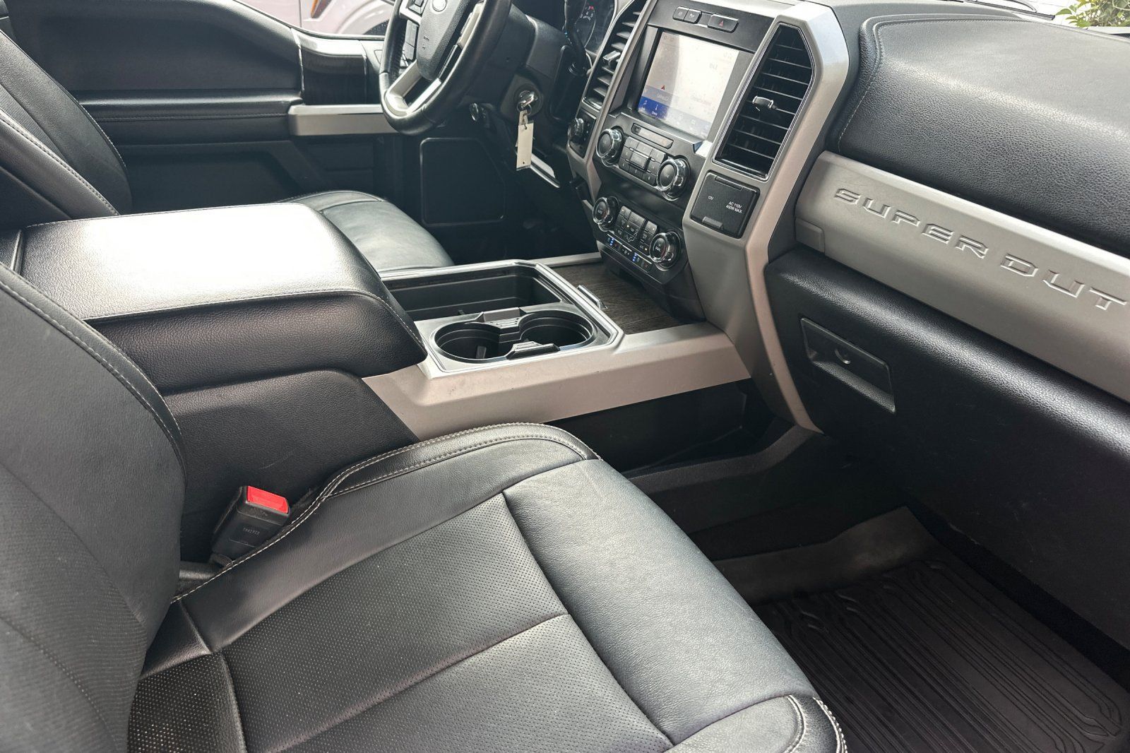 Used 2020 Ford F450 Lariat w/ Lariat Value Package AWD/4WD image 17