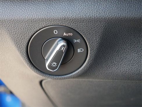 Certified 2024 Volkswagen Jetta SE image 23