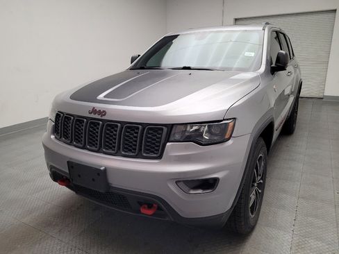 Used 2018 Jeep Grand Cherokee Trailhawk AWD/4WD image 15