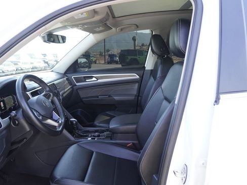 Used 2023 Volkswagen Atlas SEL AWD/4WD image 20