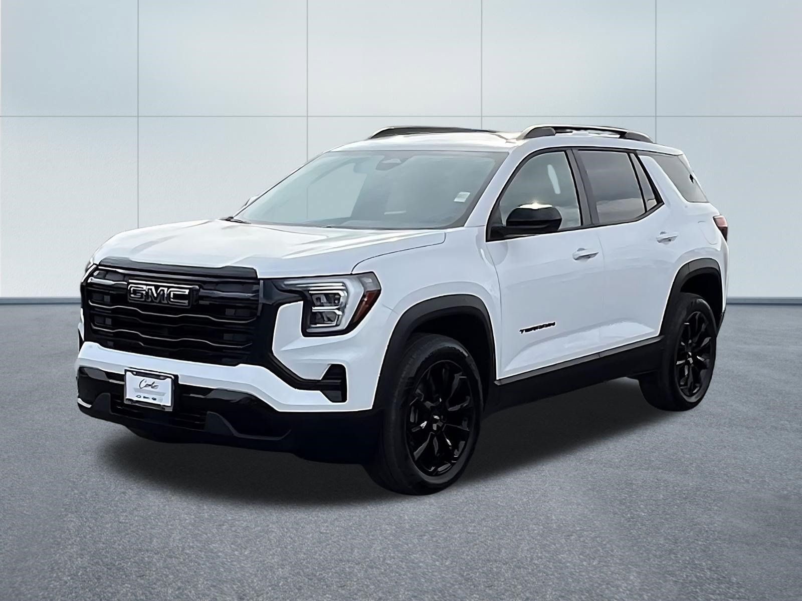 Used 2026 GMC Terrain Elevation w/ Elevation Premium Package AWD/4WD image 3