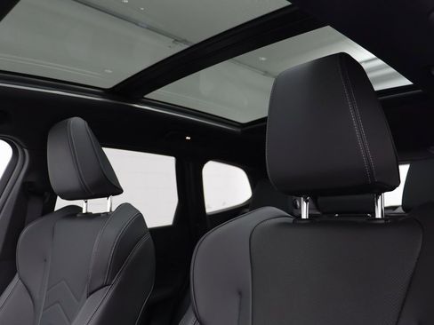 Certified 2025 BMW X1 M35i image 12