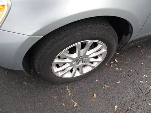 Used 2010 Volvo XC60 T6 image 18