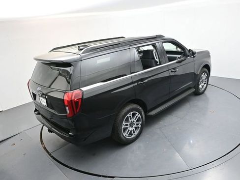 New 2026 Ford Expedition Active image 27