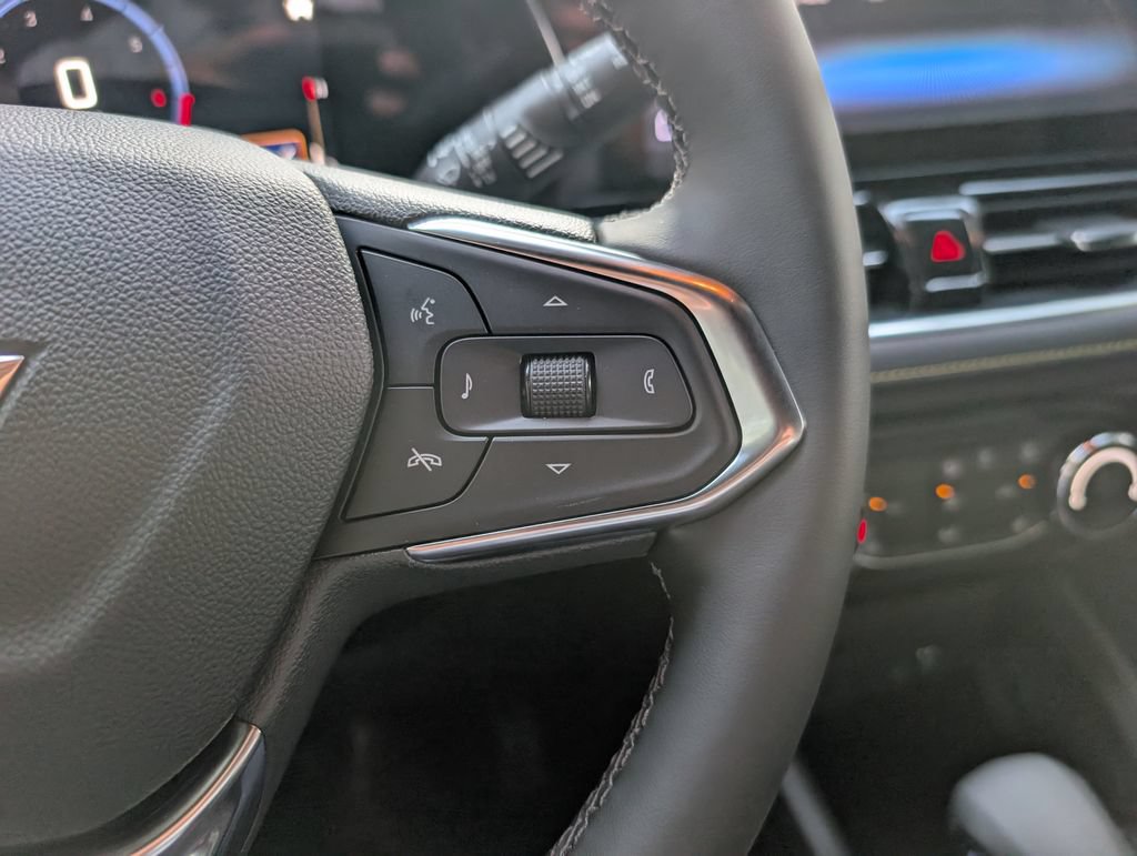 New 2026 Chevrolet TrailBlazer ACTIV w/ Driver Confidence Package FWD image 23