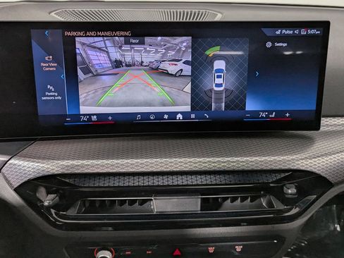 Used 2025 BMW 330i xDrive Sedan w/ Convenience Package image 21