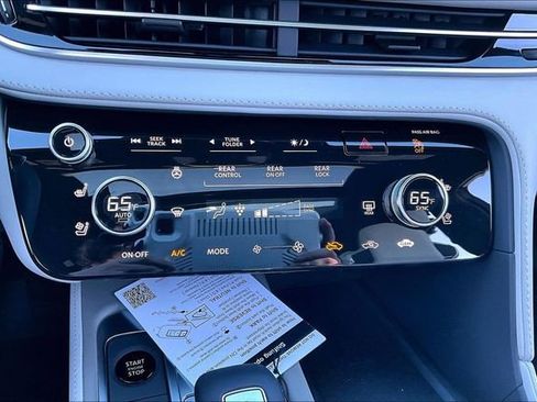 New 2026 INFINITI QX60 Autograph image 32