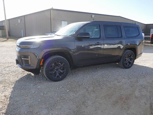 New 2026 Jeep Grand Wagoneer Limited w/ Premium Group II AWD/4WD image 7