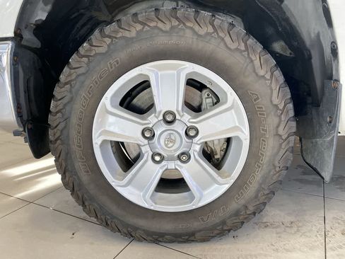 Used 2019 Toyota Tundra SR5 image 10