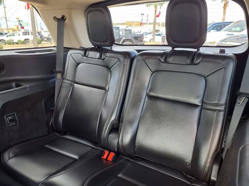 Used 2022 Lincoln Aviator Reserve w/ Equipment Group 201A RWD image 23