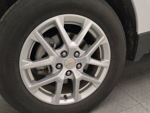 Used 2024 Chevrolet Equinox LT image 31