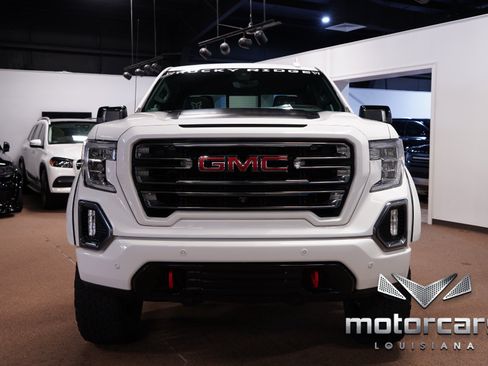 Used 2021 GMC Sierra 1500 AT4 w/ AT4 Premium Package AWD/4WD image 2