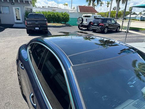 Used 2018 Porsche Panamera 4S AWD/4WD image 29