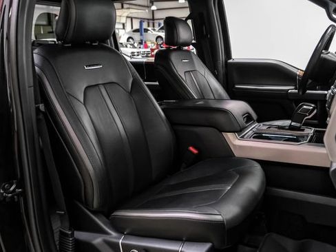 Used 2015 Ford F150 Platinum w/ Equipment Group 701A Luxury AWD/4WD image 32