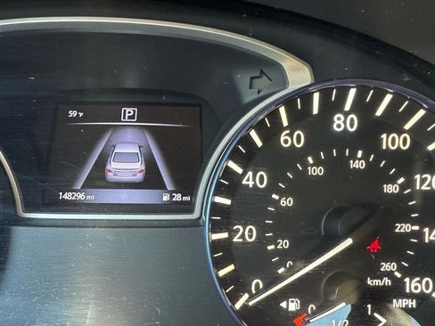 Used 2016 Nissan Altima 2.5 SR image 14