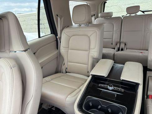 Used 2020 Lincoln Navigator Reserve w/ Equipment Group 208A Reserve image 14