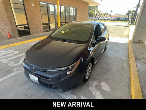 Used 2023 Toyota Corolla LE FWD image 1