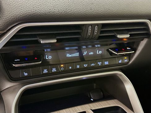 Used 2025 MAZDA CX-90 3.3 Turbo w/ Premium Sport Pkg image 24