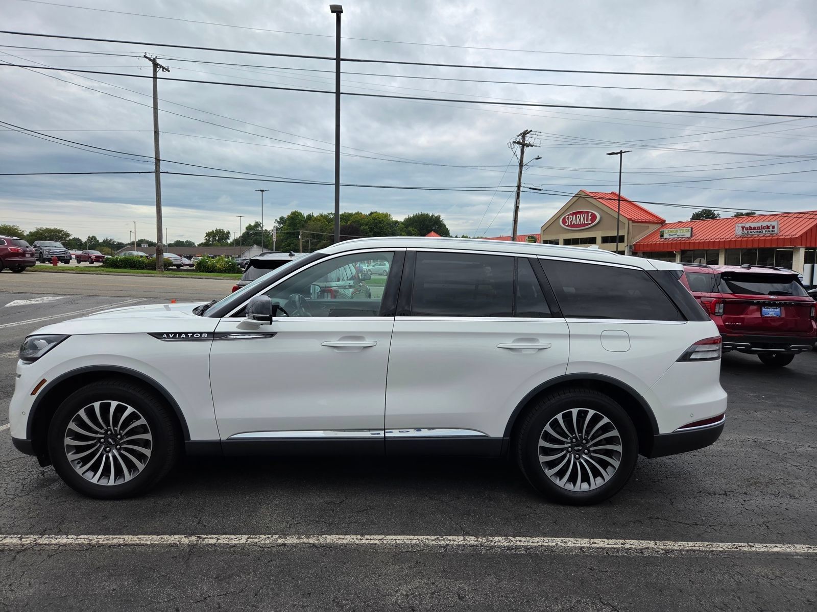 Used 2020 Lincoln Aviator Reserve w/ Equipment Group 201A AWD/4WD image 18