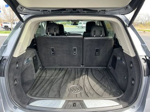 Used 2019 Buick Envision Essence FWD image 16