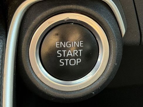 Used 2024 Toyota Grand Highlander AWD image 21