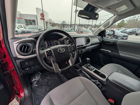 Used 2021 Toyota Tacoma SR5 image 10
