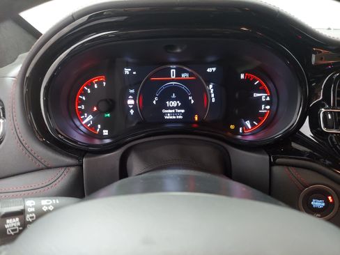 Used 2024 Dodge Durango Citadel AWD/4WD image 9