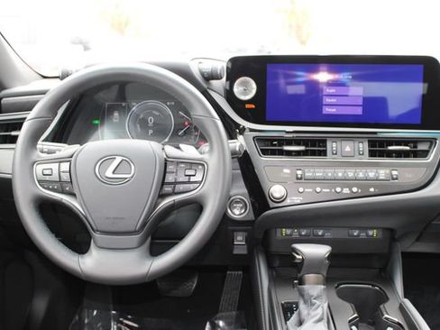 Certified 2025 Lexus ES 300h w/ Premium Package FWD image 14
