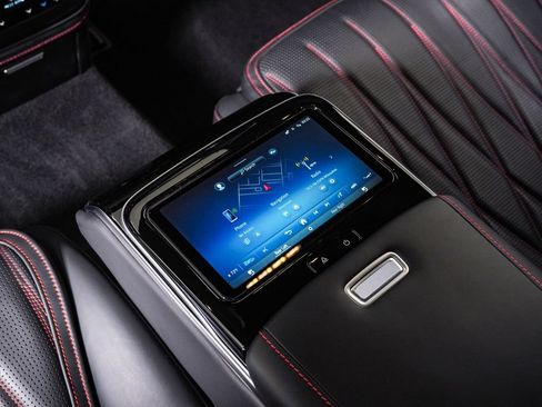 Used 2024 Mercedes-Benz S 63 AMG S image 23