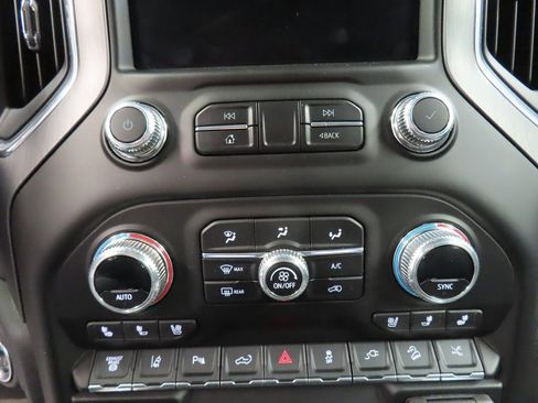 Used 2023 GMC Sierra 2500 Denali w/ Denali Black Diamond Edition image 53