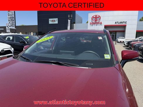 Certified 2025 Toyota RAV4 XLE AWD/4WD image 35
