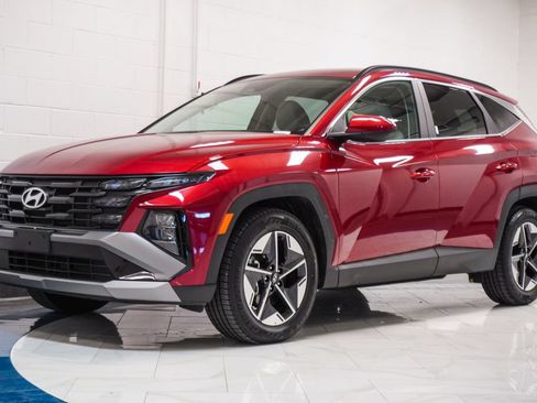 Used 2025 Hyundai Tucson SEL FWD image 4