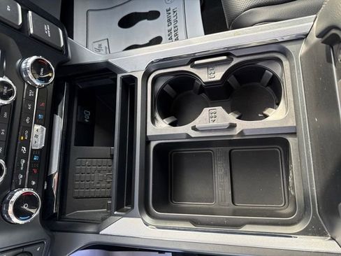 Used 2024 Ford F250 Lariat w/ Black Appearance Package image 14