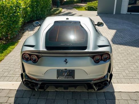 Used 2018 Ferrari 812 Superfast RWD image 21