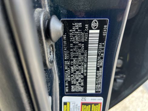 Used 2018 Toyota Camry XLE FWD image 28