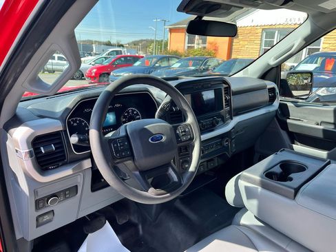 Used 2021 Ford F150 XL w/ Trailer Tow Package image 11