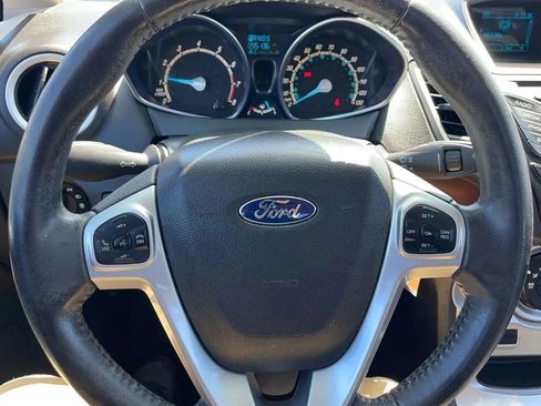 Used 2014 Ford Fiesta SE FWD image 11
