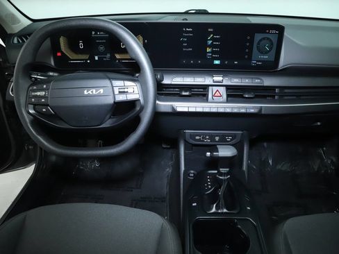 Used 2025 Kia K4 FWD image 30