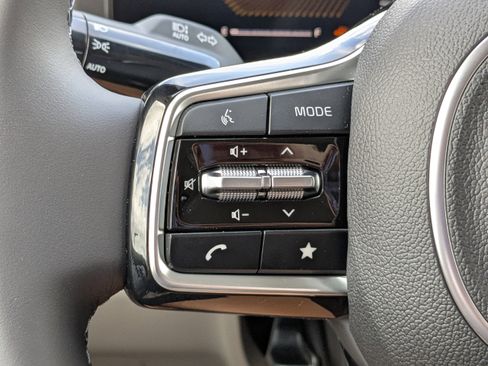 New 2026 Kia Carnival EX FWD image 33