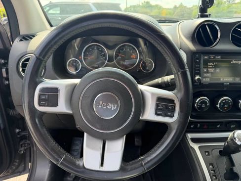 Used 2016 Jeep Compass High Altitude AWD/4WD image 17